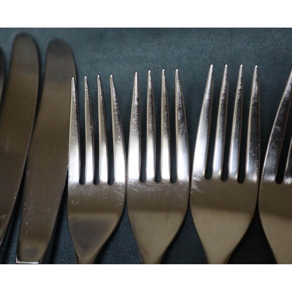 West Bend Stainless Flatware OHS91 -14 Pc - Picture 4 of 5